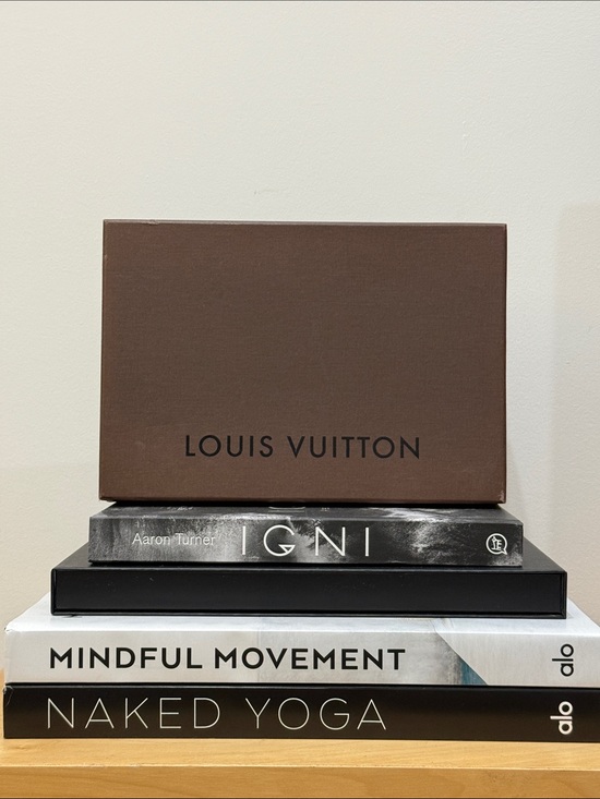 Louis Vuitton Other - Vintage Louis Vuitton Brown Medium Box - Authentic
